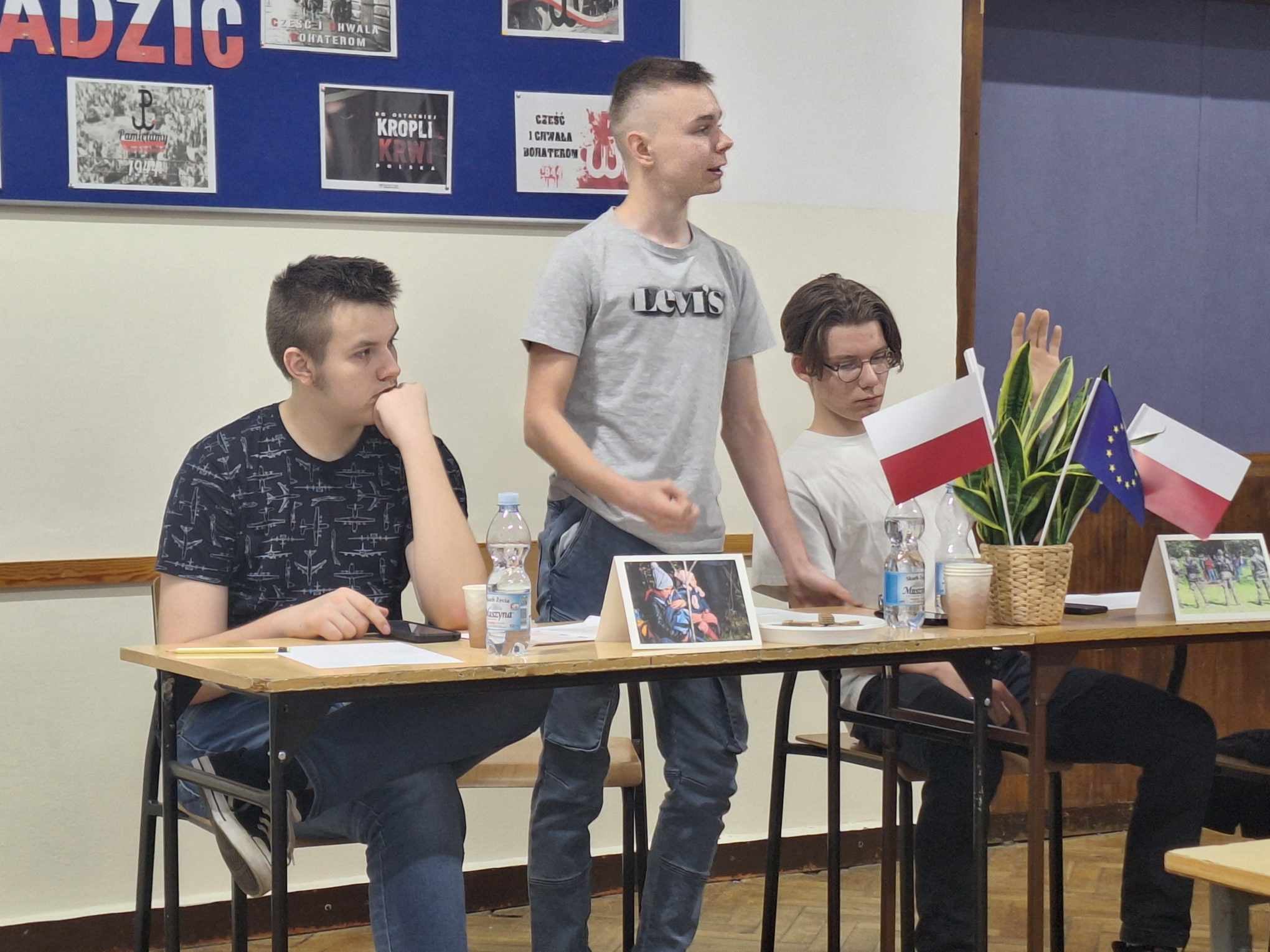 debata  7